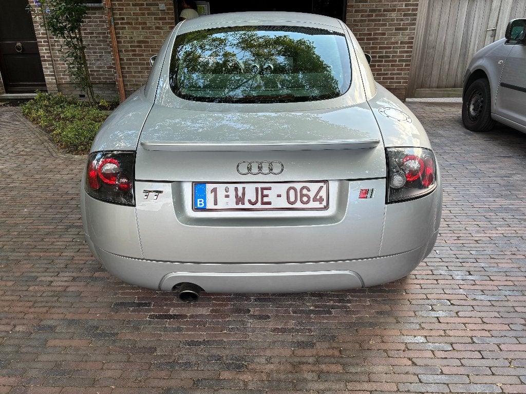 Audi TT 1.8 5 V, Cuir, Argent ou Gris, Boîte manuelle, Particulier