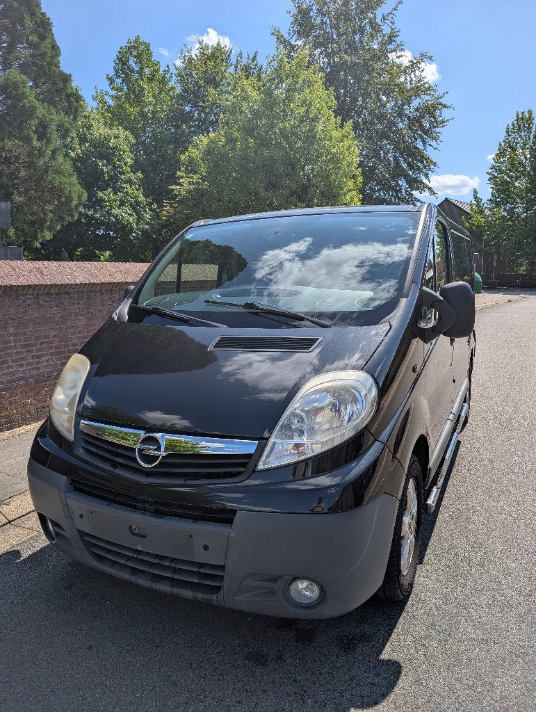 Opel Vivaro 2.0 CDTI Lichte Vracht –  Zeer nette staat, Voorwielaandrijving, Stof, Elektrische ramen, 2000 kg