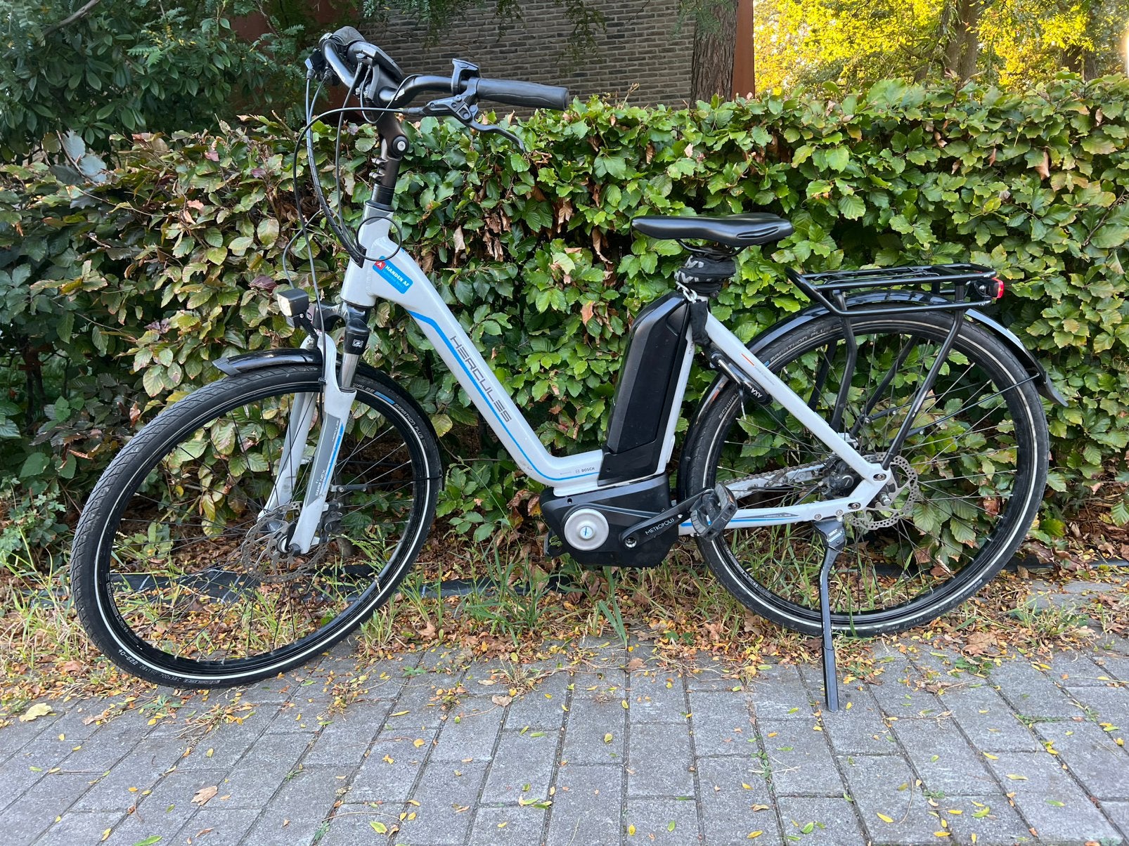 Elektrische fiets hercules met bosch middenmotor - 500 wh, Fietsen en Brommers, Ophalen, Zo goed als nieuw