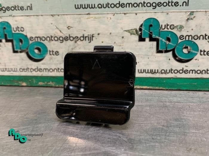 Afdekkap Sleepoog voor van een Kia Sorento (Sorento 15-), -, -, Ophalen of Verzenden, -
