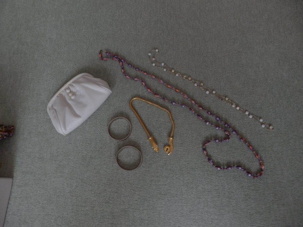 dameskettingen en andere bijouterie, Handtassen en Accessoires, Kettingen, Ophalen, Zo goed als nieuw, Overige kleuren, Overige materialen