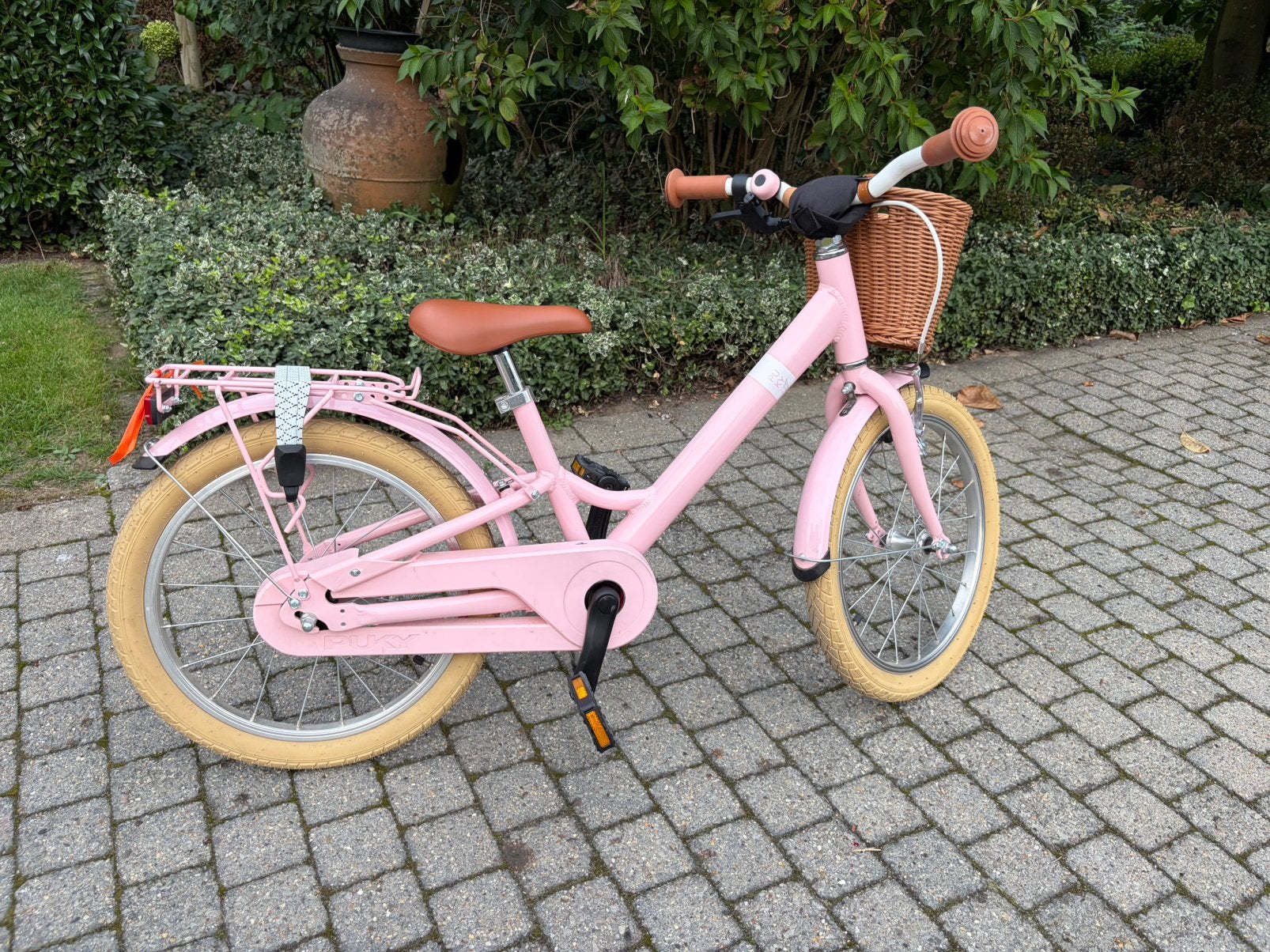 Puky Meisjesfiets 18inch in nieuwstaat, Fietsen en Brommers, Ophalen, Terugtraprem, 18 inch, Handrem