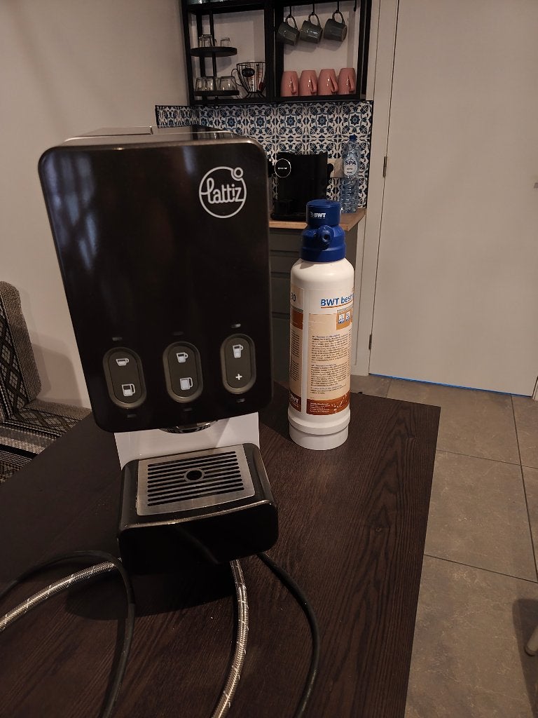 Machine professionnelle Lattiz, Electroménager, Cafetières, 2 à 4 tasses, Enlèvement, Comme neuf, Cafetière