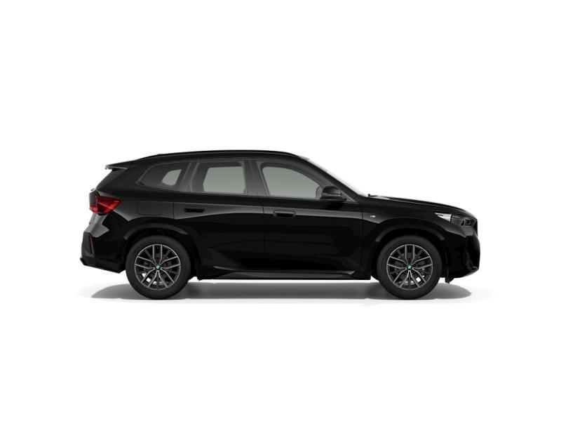 BMW Serie X X1 sDrive18i/M-Sport, 136 pk, Zwart, Bedrijf, 5 deurs