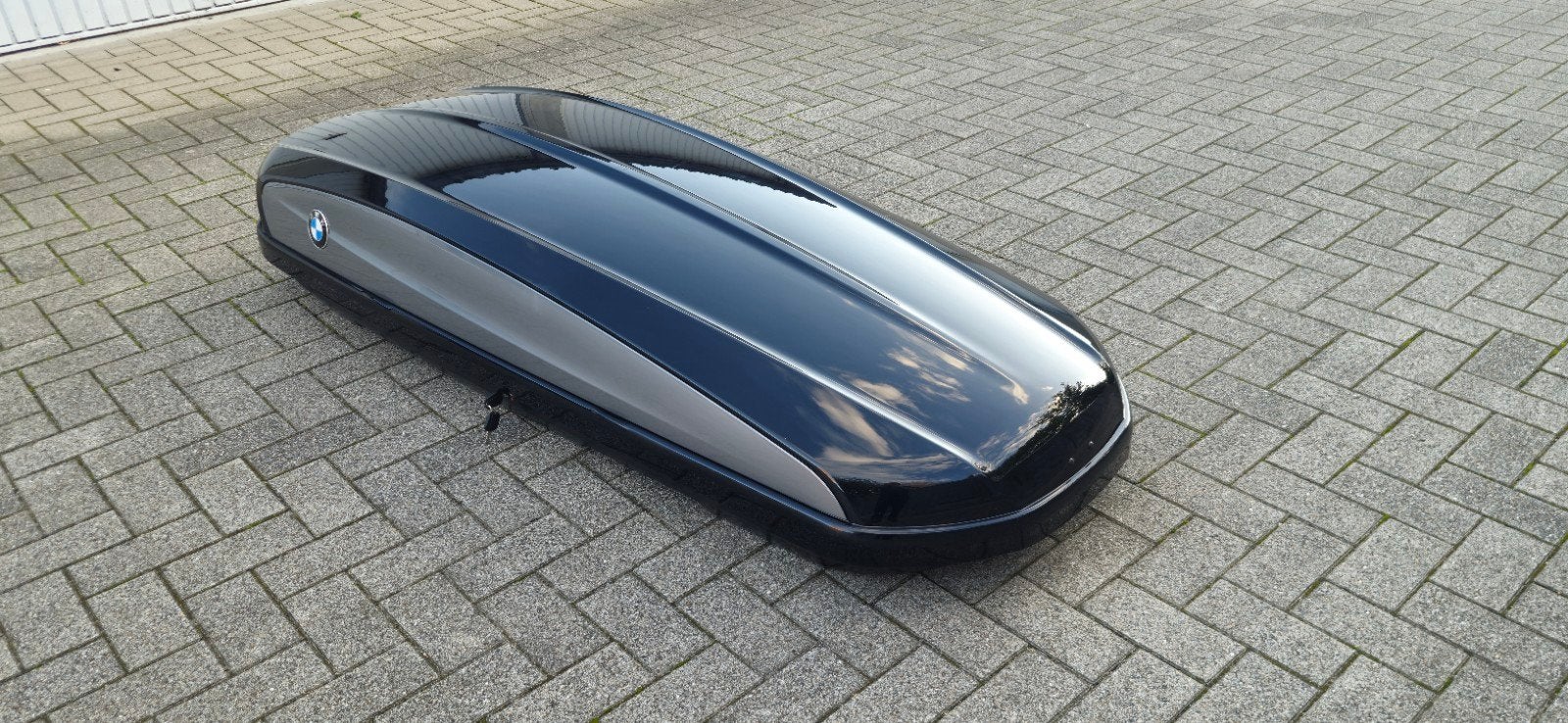 dakkoffer bmw 420L, Enlèvement