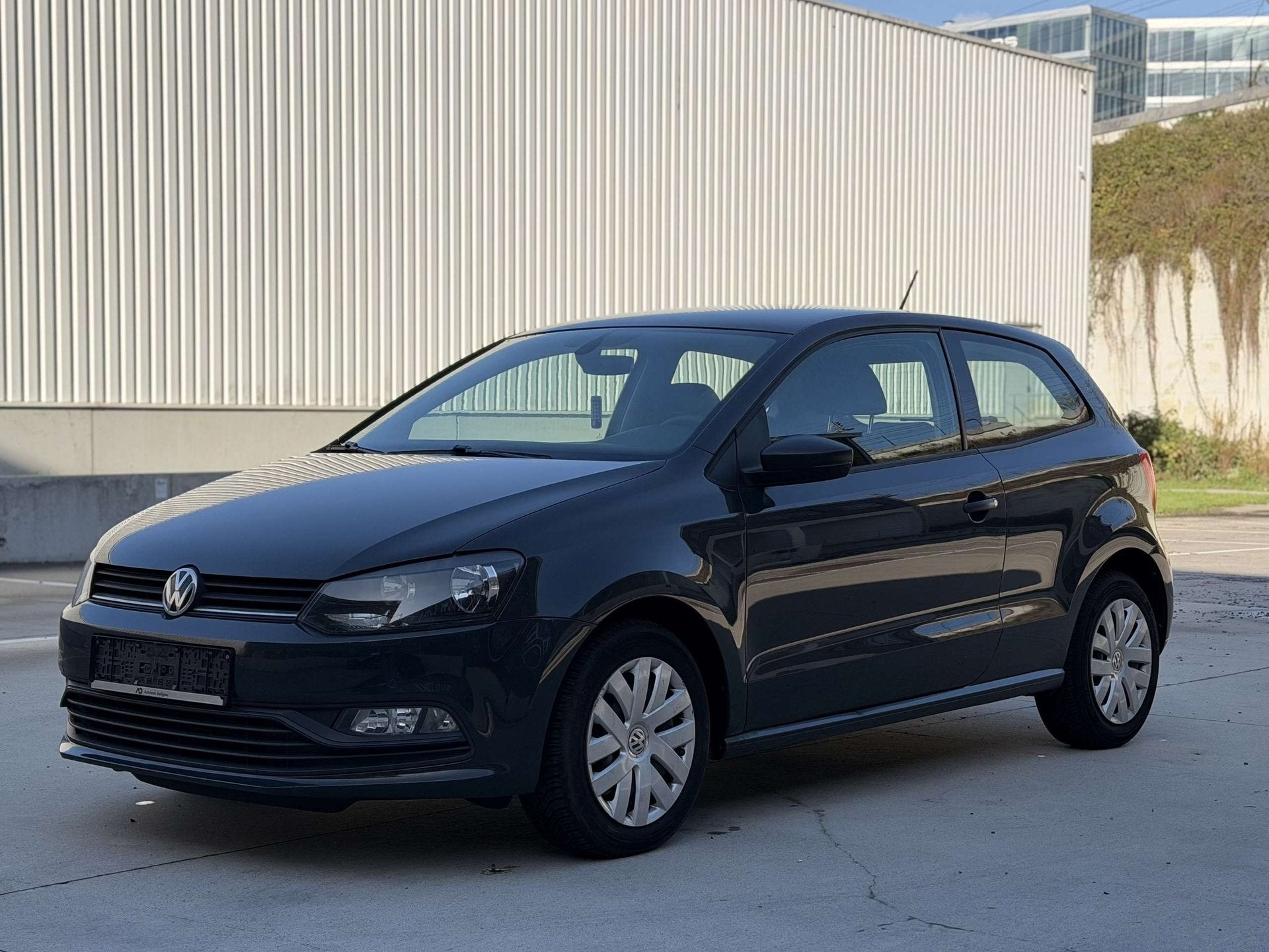 Volkswagen Polo 1.0 BENZINE • NARDO GRIJS • GARANTIE •, Autos, Argent ou Gris, Achat, Euro 6, Entreprise