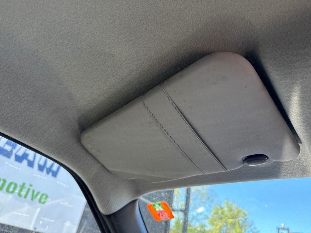 ZONNEKLEP Nissan Juke (F15) (01-2010/12-2019), Auto-onderdelen, Gebruikt, Germany@nissan-services.eu, Kronenweg 38
50389  Wesseling, DE
