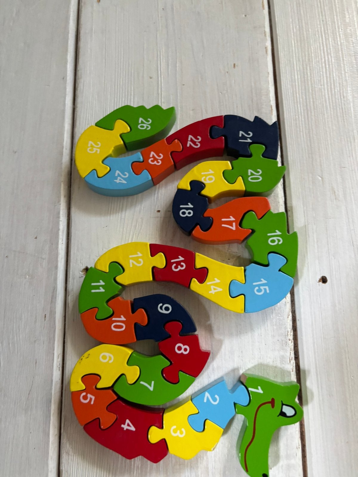 Puzzle en bois en crocodile, alphabet et 26 chiffres, Enlèvement, Comme neuf