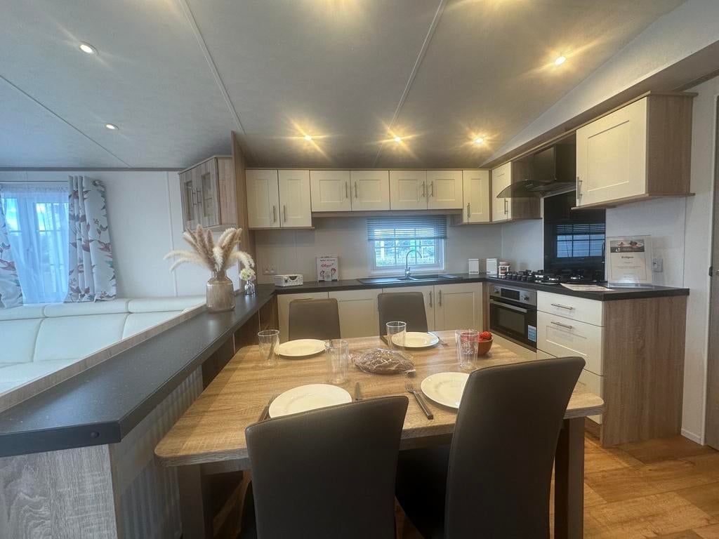 STOCK !!! LUXE ECLIPSE 1100x400/2 COMFORT VAN EEN HUIS, Tot en met 4