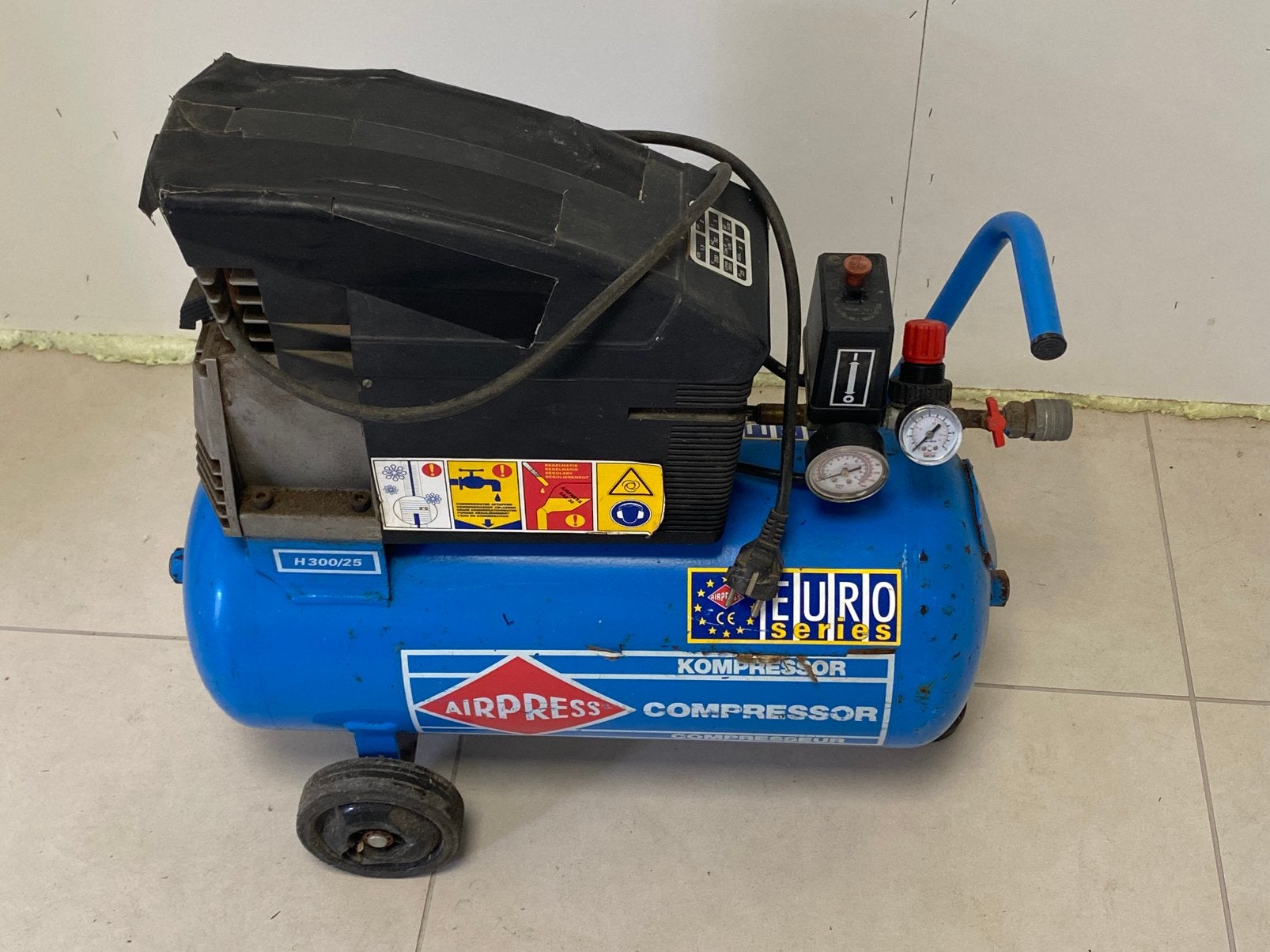 Compressor Airpress, Bricolage & Construction, Compresseurs, Enlèvement, Utilisé, 6 à 10 bars