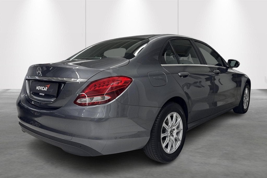 Mercedes-Benz C-klasse C 180 Auto, Automaat, 4 deurs, Zwart, 4 cilinders