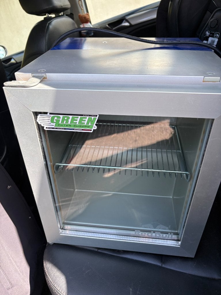 Frigo redbull, Enlèvement ou Envoi, Sans bac à congélation, Utilisé, 45 à 60 cm