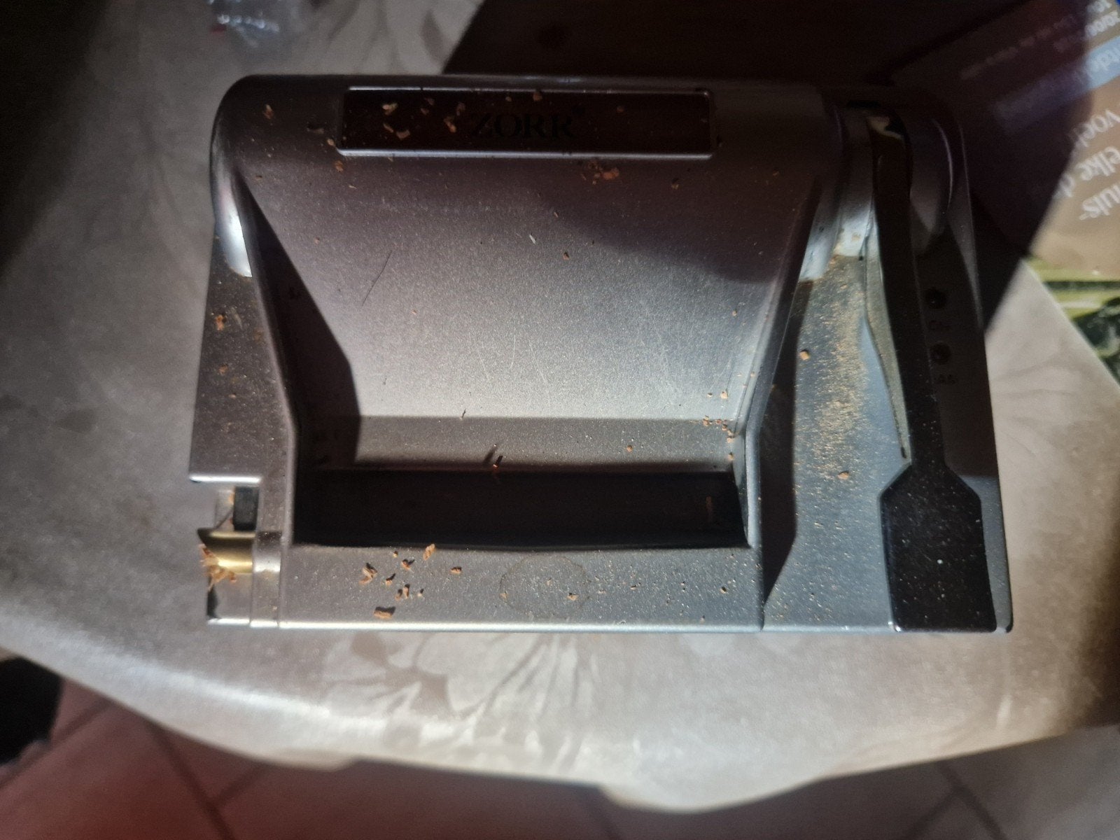 Sigarettenmachine, Enlèvement