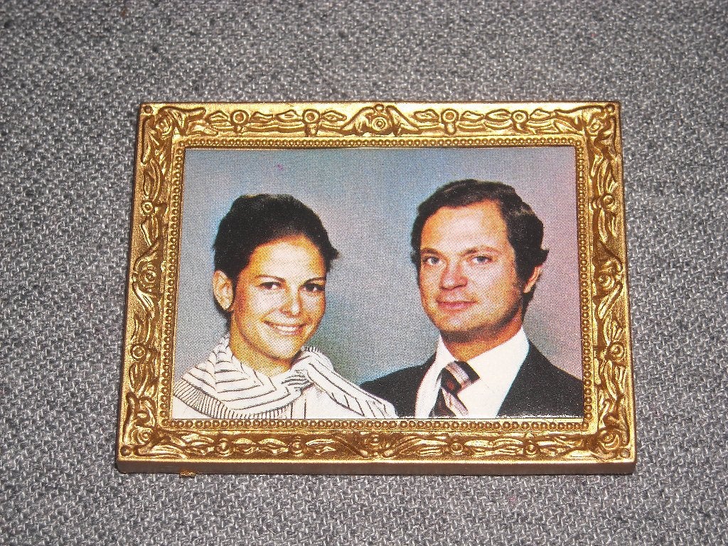 Lundby schilderij Zweeds koningspaar Carl XVI Gustaf-Silvia, Enlèvement ou Envoi, Utilisé