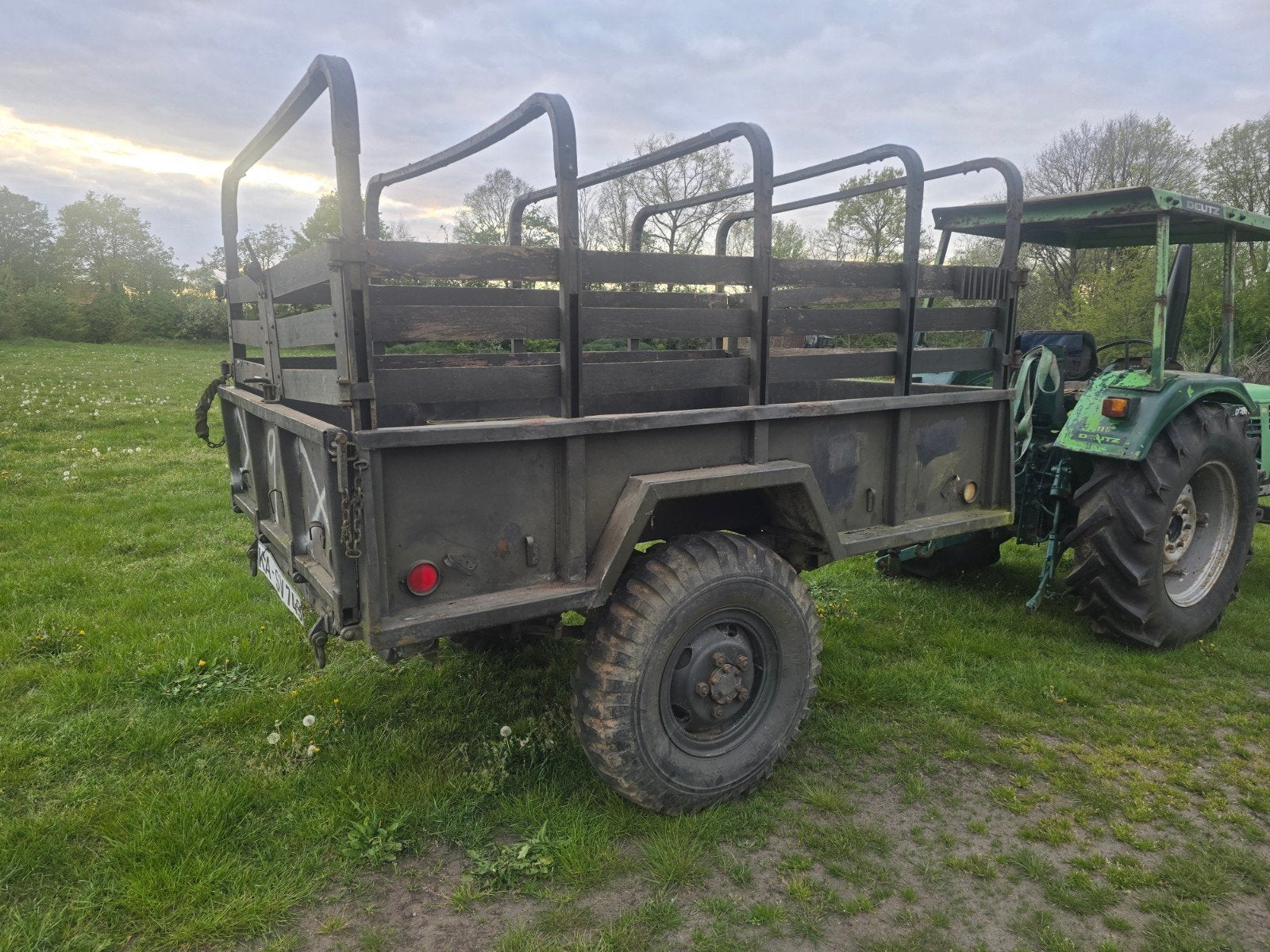 M101 leger aanhanger voor tractor of Reo , Dodge, GMC, Ophalen