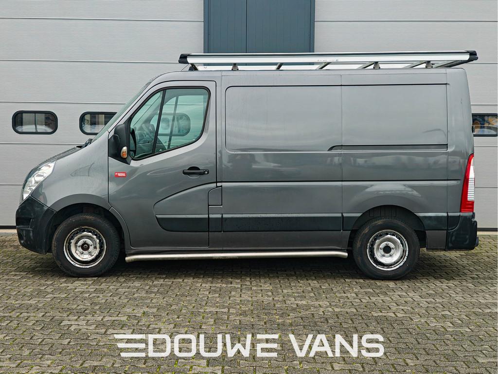 Renault Master L1H1 Airco Alarm Imperiaal Trekhaak Geveerde, Auto's, Voorwielaandrijving, Euro 5, Stof, Zwart