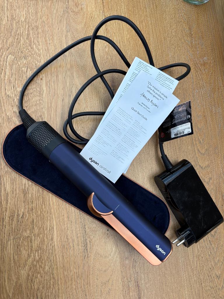 Dyson airstrait wet to dry stijltang, Elektronische apparatuur, Persoonlijke Verzorgingsapparatuur, Ophalen, Zo goed als nieuw