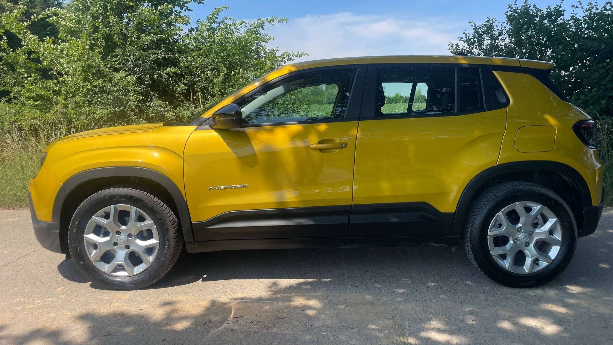 Jeep Avenger Avenger 1.2 Turbo Altitude Radio JBL Jaune Sole, Voorwielaandrijving, Stof, Gebruikt, Zwart