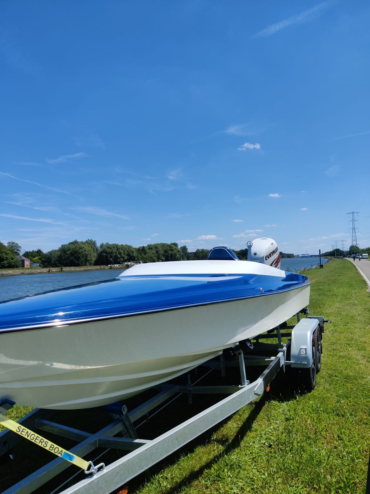 Cyclone 21 met 300pk evinrude, Watersport en Boten, Ophalen, Zo goed als nieuw