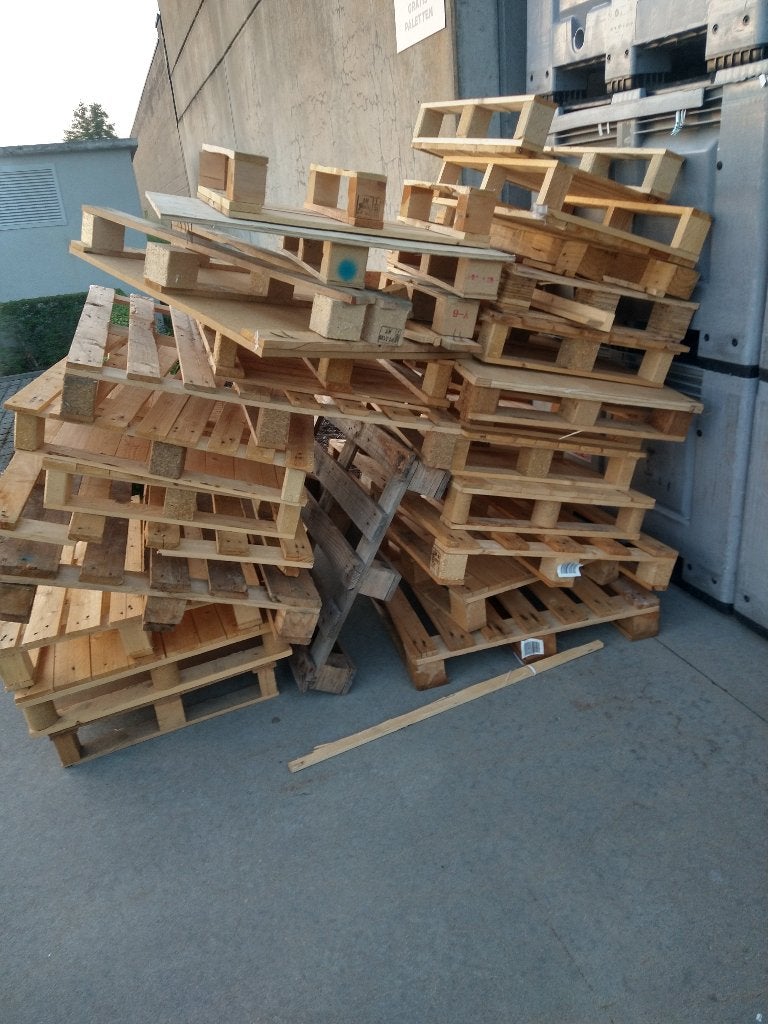 Palettes Boum, Enlèvement