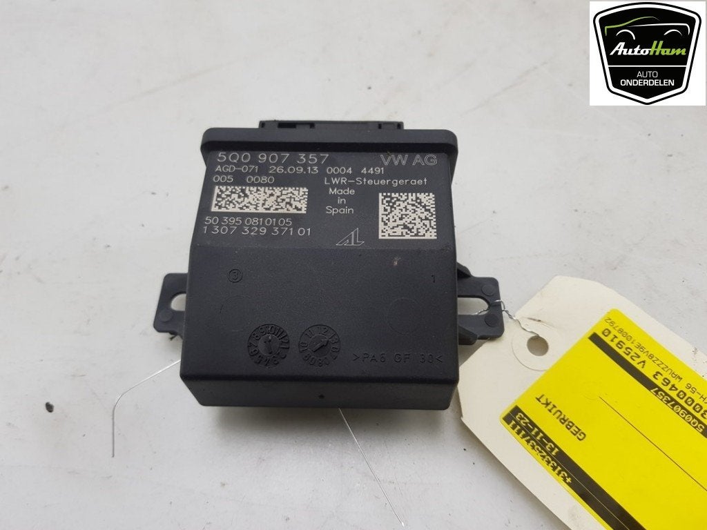 DIVERS A3 Limousine (8VS / 8VM) (|5Q0907357|5Q0907357Z00|), Utilisé, Audi
