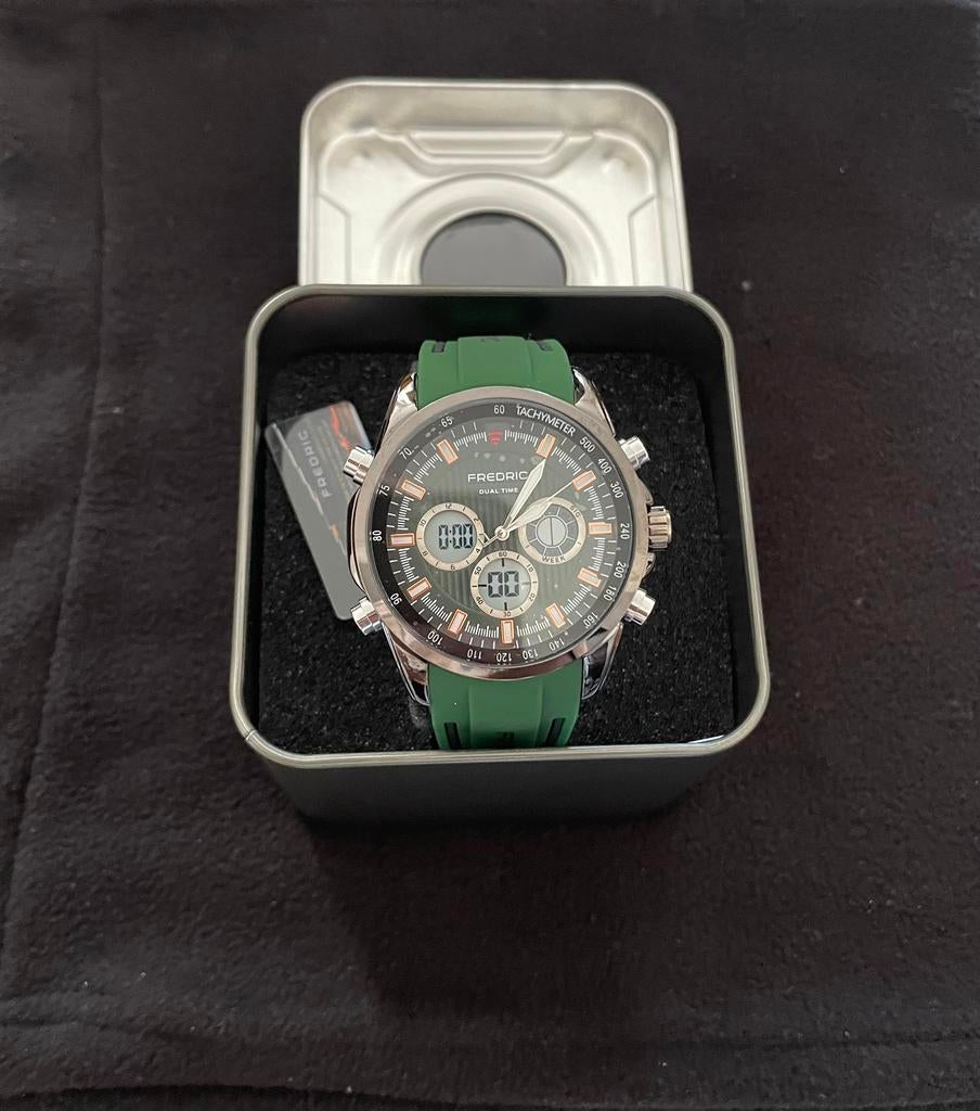 Onze man FREDRIC Dual Time NIEUW — nooit gedragen + doos, Handtassen en Accessoires, Horloges | Heren, Overige merken, Staal, Polshorloge