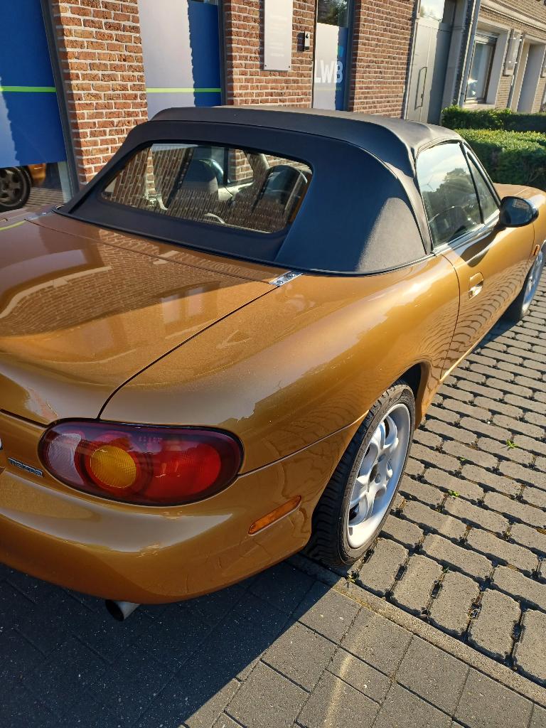 Mazda mx5 tekoop, Zwart, Cabriolet, Handgeschakeld, Particulier