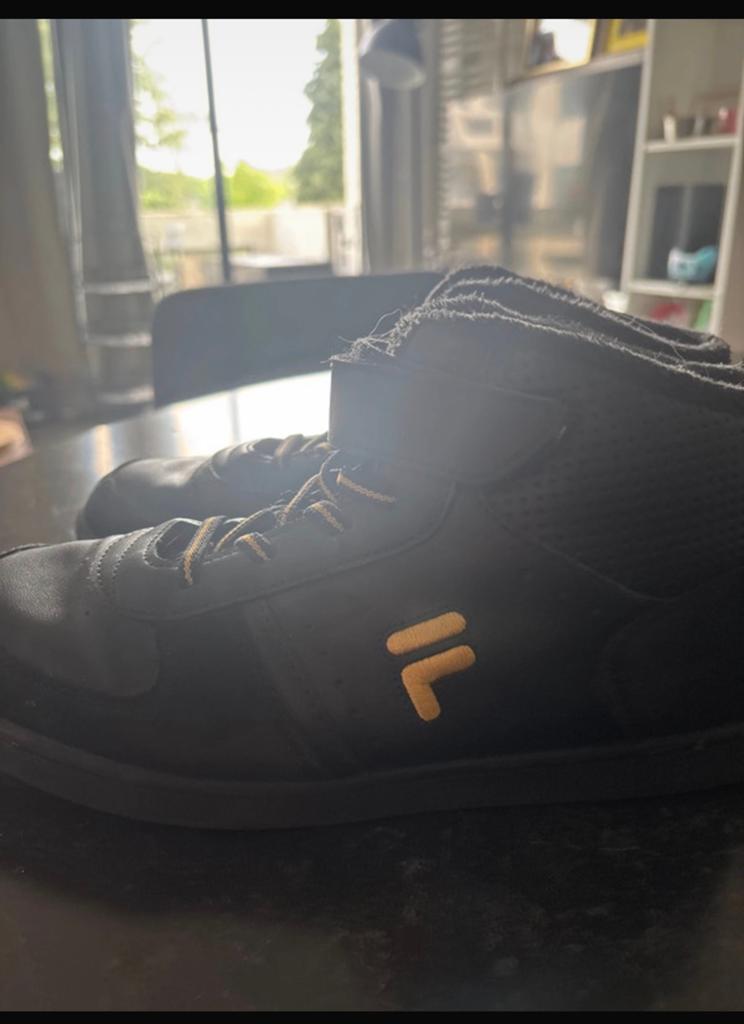 Fila schoenen, Ophalen, Zwart, Sneakers, Gedragen