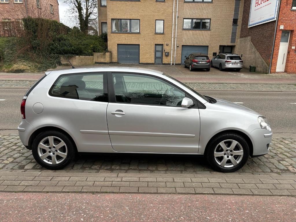 Vw Polo 1.4 Benzine/48.000km/1Ste Eig/Gekeurd, Auto's, Volkswagen, Handgeschakeld, Particulier, Euro 4, Zilver of Grijs