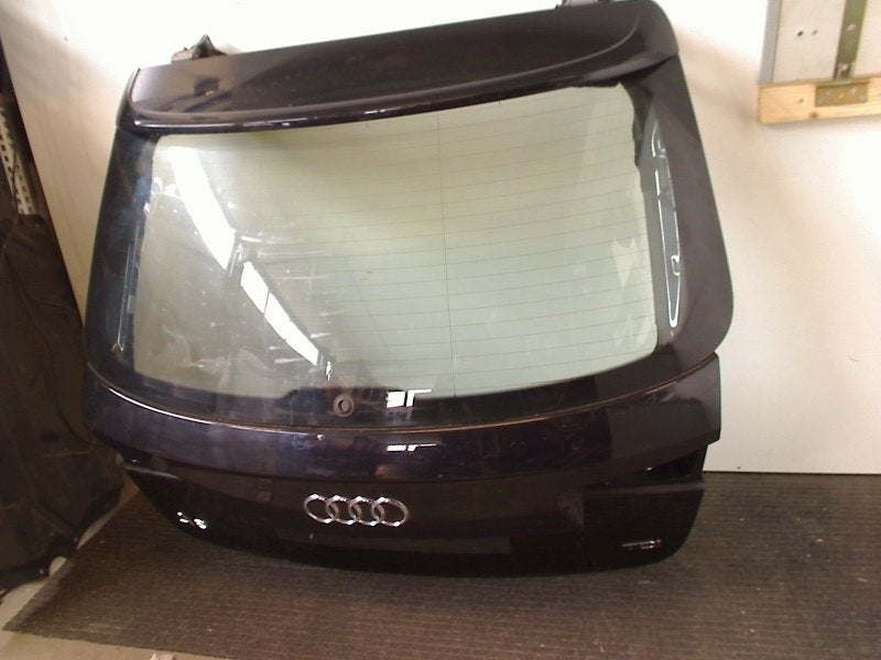 HAYON ARRIÈRE / MALLE Audi A6 Avant (C7) (01-2011/09-2018), Auto-Union-Straße  1,
85057  Ingolstadt, DE, Info@audi.de, Haillon arrière