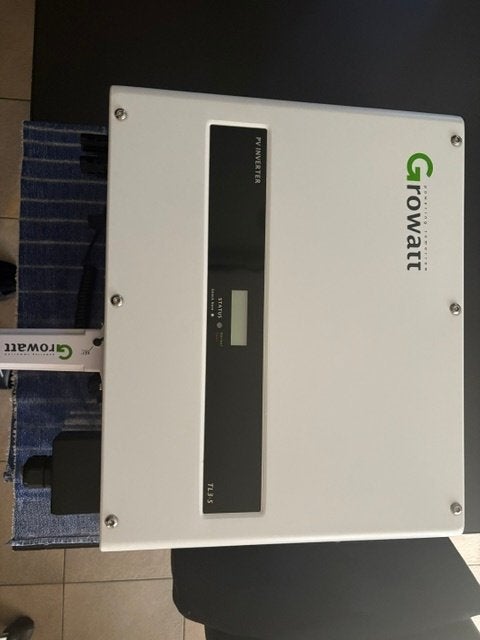 Growatt 800TL3-S omvormer - 8,8KW - bouwjaar 2017 + p1 meter, Ophalen, Gebruikt