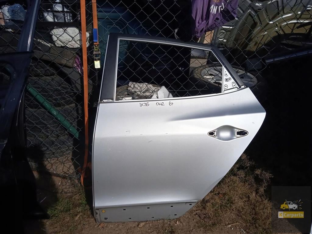Hyundai IX35 linker achterdeur, Gebruikt, Heolleung-ro 12
06797  Seoul, Deur, Info@hyundai.com