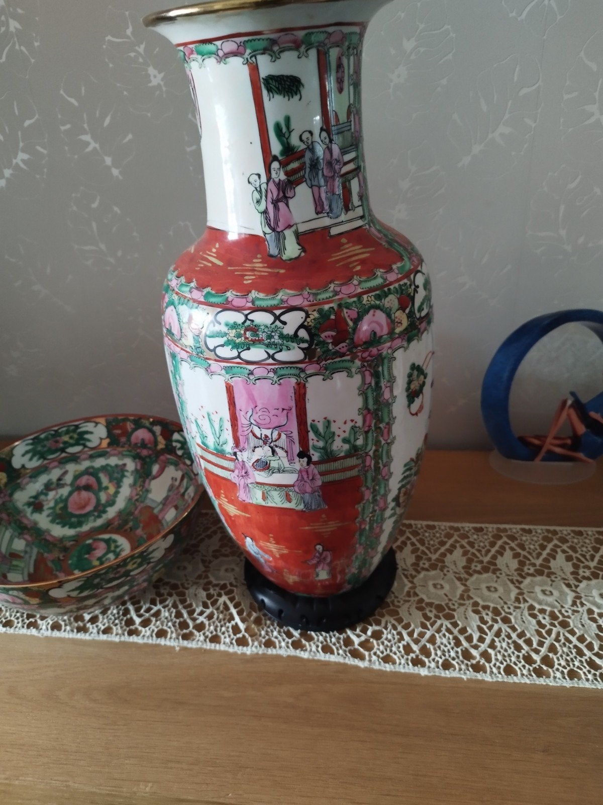 Chinees vaas met kom, Ophalen