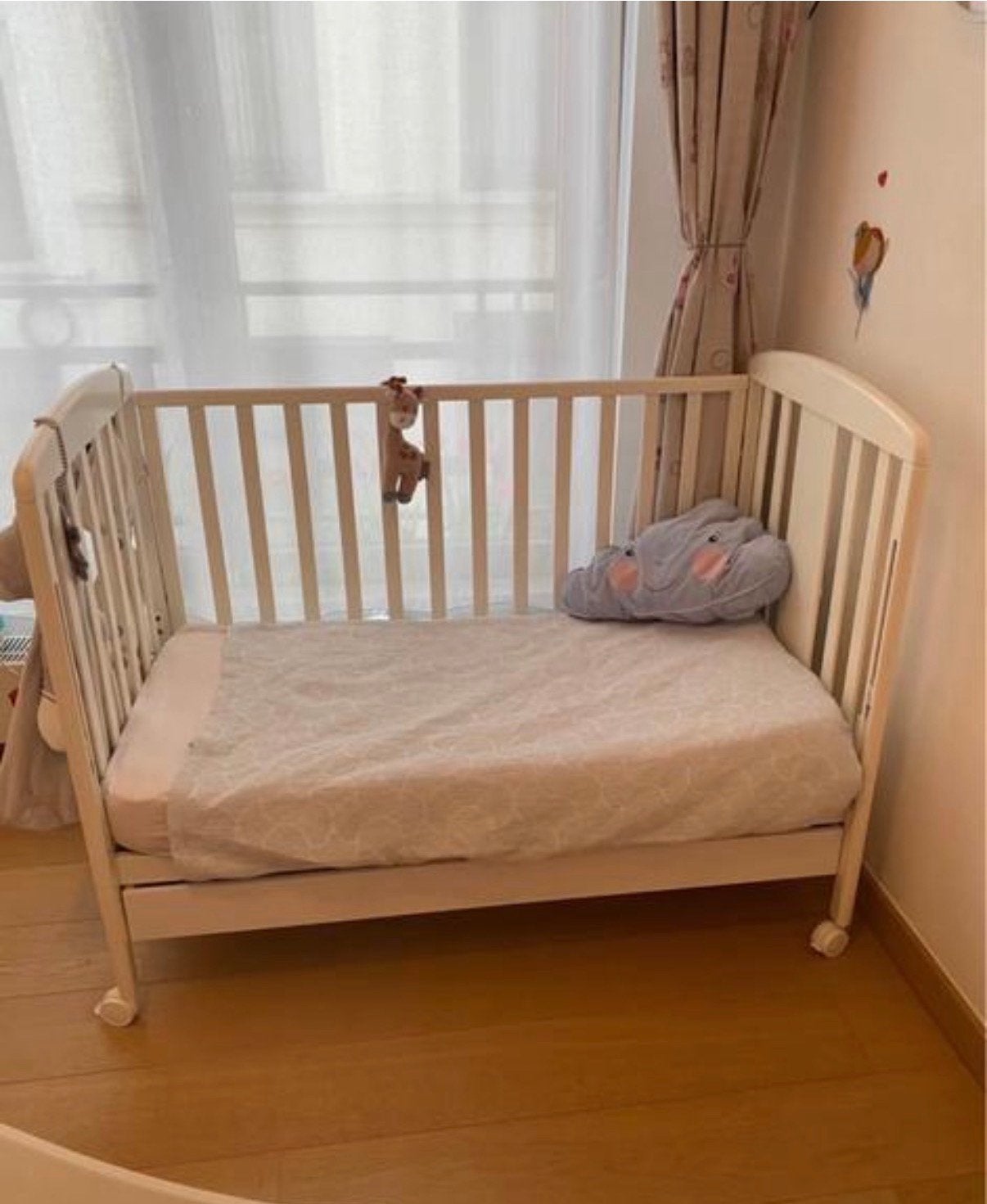 Chicco uitschuifbaar bed metAeroSleepmatras wielen en laden, Kinderen en Baby's, Kinderkamer | Bedden, Ophalen, Zo goed als nieuw