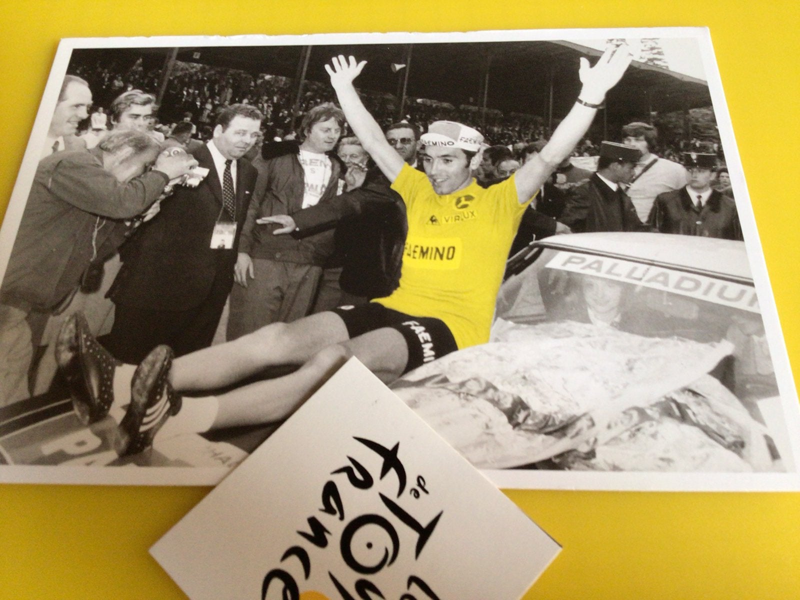 Wielerkaart 1970  tour de france eddy merckx, Sports & Fitness, Cyclisme, Envoi, Comme neuf