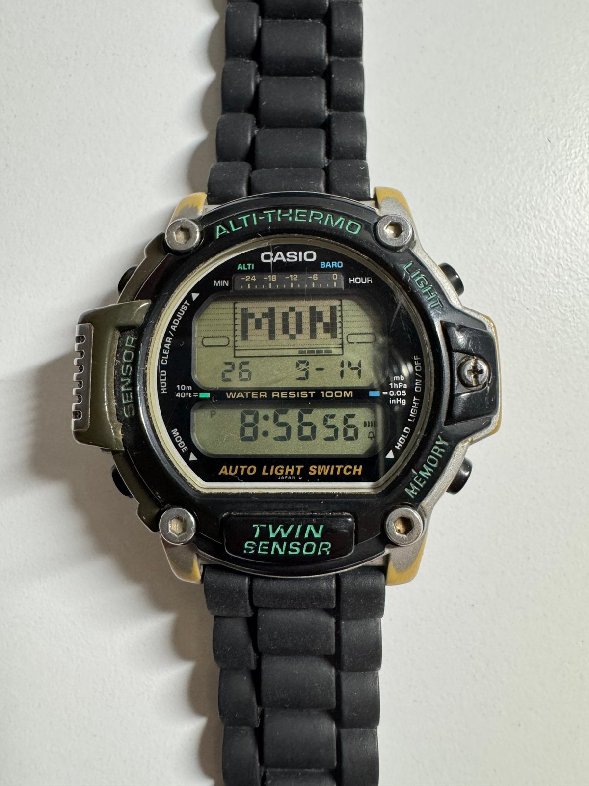 Casio PRT-30 Japan C, Bijoux, Sacs & Beauté, Enlèvement ou Envoi, Autres matériaux, Montre-bracelet, Autres marques