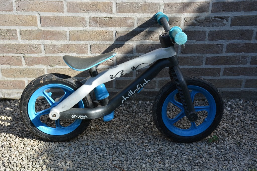 Loopfiets Chillafish, Kinderen en Baby's, Speelgoed | Buiten | Voertuigen en Loopfietsen, Ophalen, Gebruikt, Loopfiets