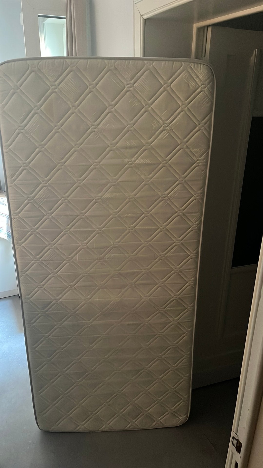 Matras 1 persoonsmatras, Huis en Inrichting, Slaapkamer | Matrassen en Bedbodems, Ophalen, Gebruikt
