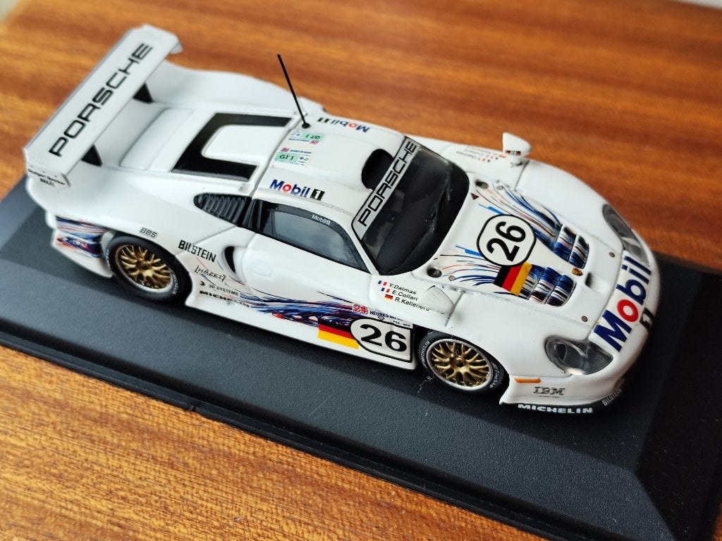 Minichamps 1/43 Porsche 911 GT1 1997, Enlèvement ou Envoi, Comme neuf, Voiture, MiniChamps