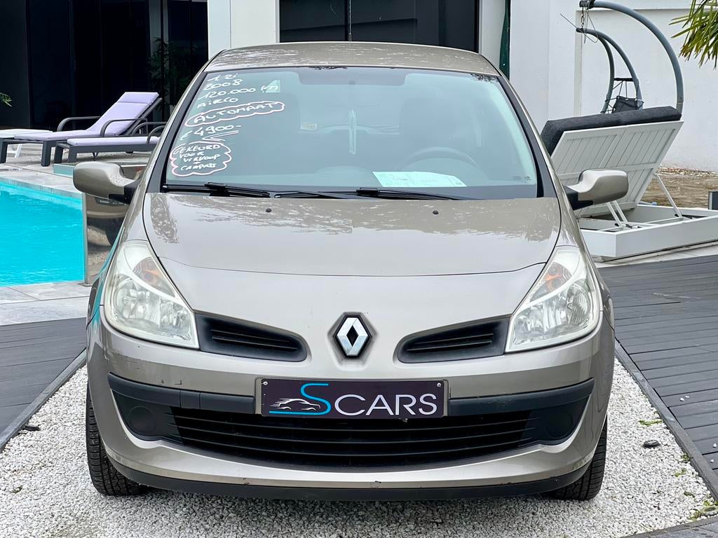 Renault clio 1.2i ** Automaat ** Gekeurd ** 120.000 km **, Auto's, Bedrijf, 5 zetels, 59 kW, Onderhoudsboekje