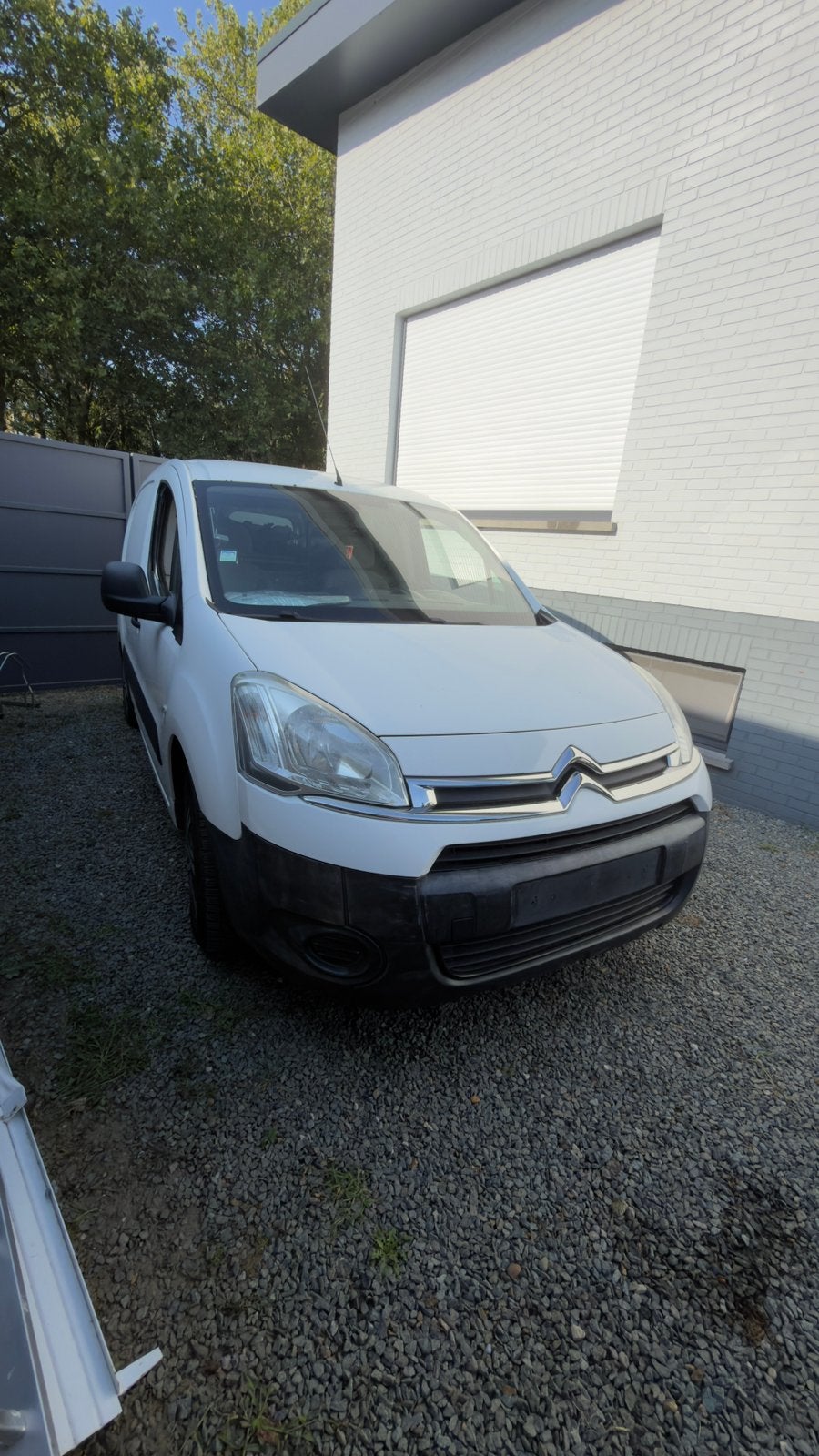 Citroën Berlingo Lichte Vracht – Zeer Goede Staat – Trekhaak, Voorwielaandrijving, Euro 5, Zwart, Citroën