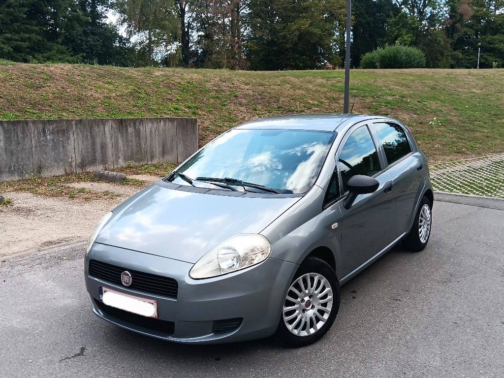 Fiat Punto 1.3 Multijet 2010 Euro 4 ! 150.000 km !, Autos, Fiat, Argent ou Gris, Achat, Boîte manuelle, Entretenue par le concessionnaire