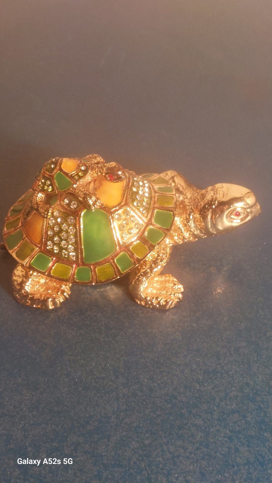 Boîte à bijoux en forme de tortue émaillée., Enlèvement ou Envoi