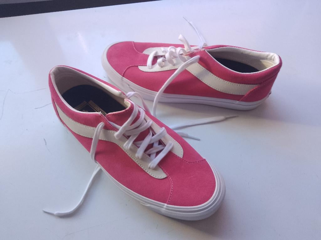 nieuw Vans 45 comfortzool skateboarding sneakers, Vêtements | Hommes, Chaussures, Neuf, Blanc, Vans, Baskets