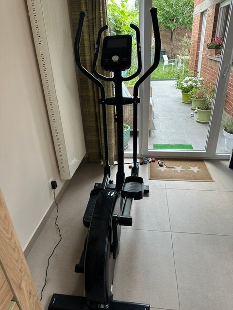 Tunturi Signature C60-R Crosstrainer – Zo goed als nieuw, Sport en Fitness, Ophalen, Benen, Zo goed als nieuw, Crosstrainer