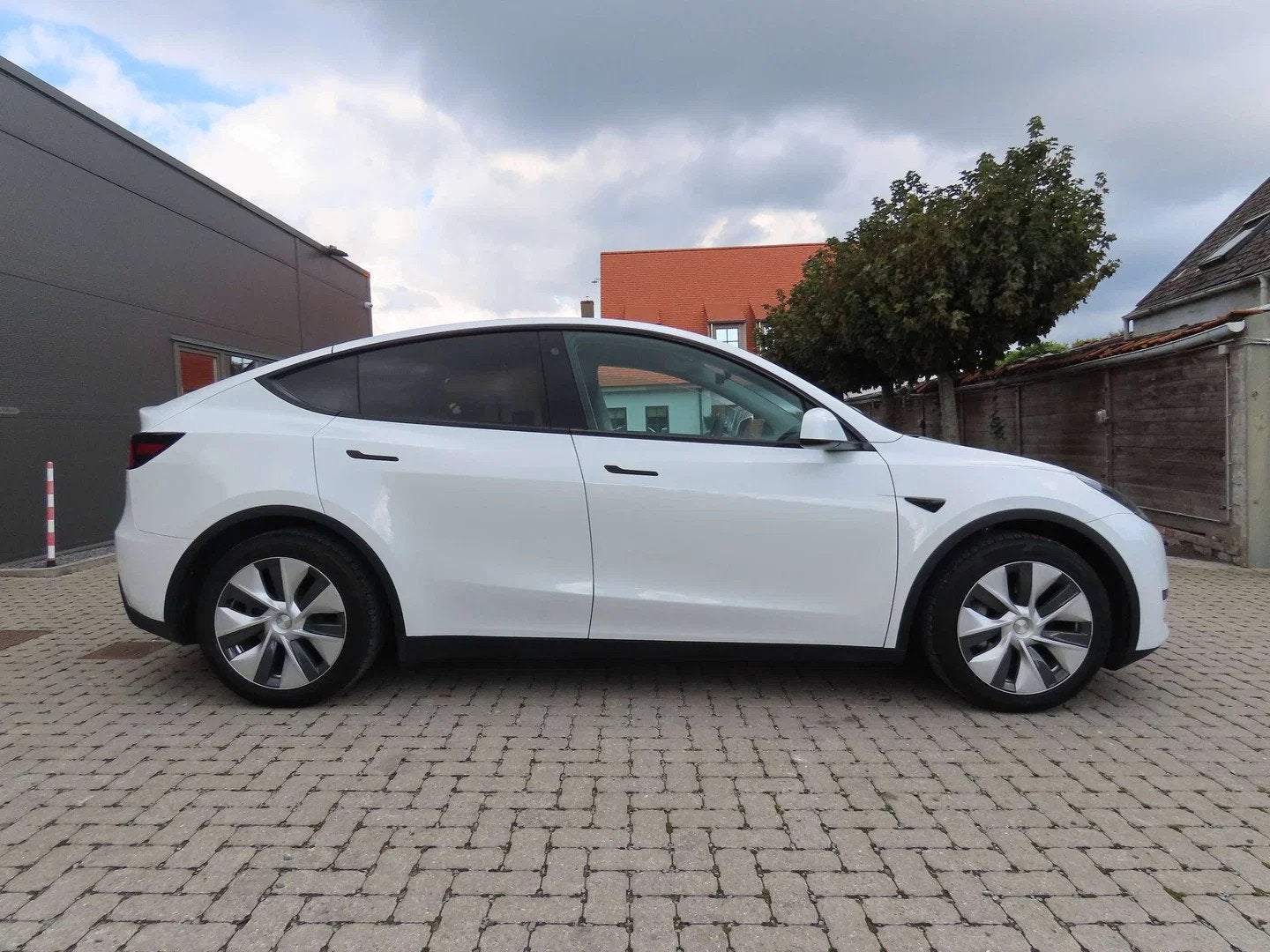 Tesla Model Y (automatique), Cuir, 299 ch, Achat, Entreprise