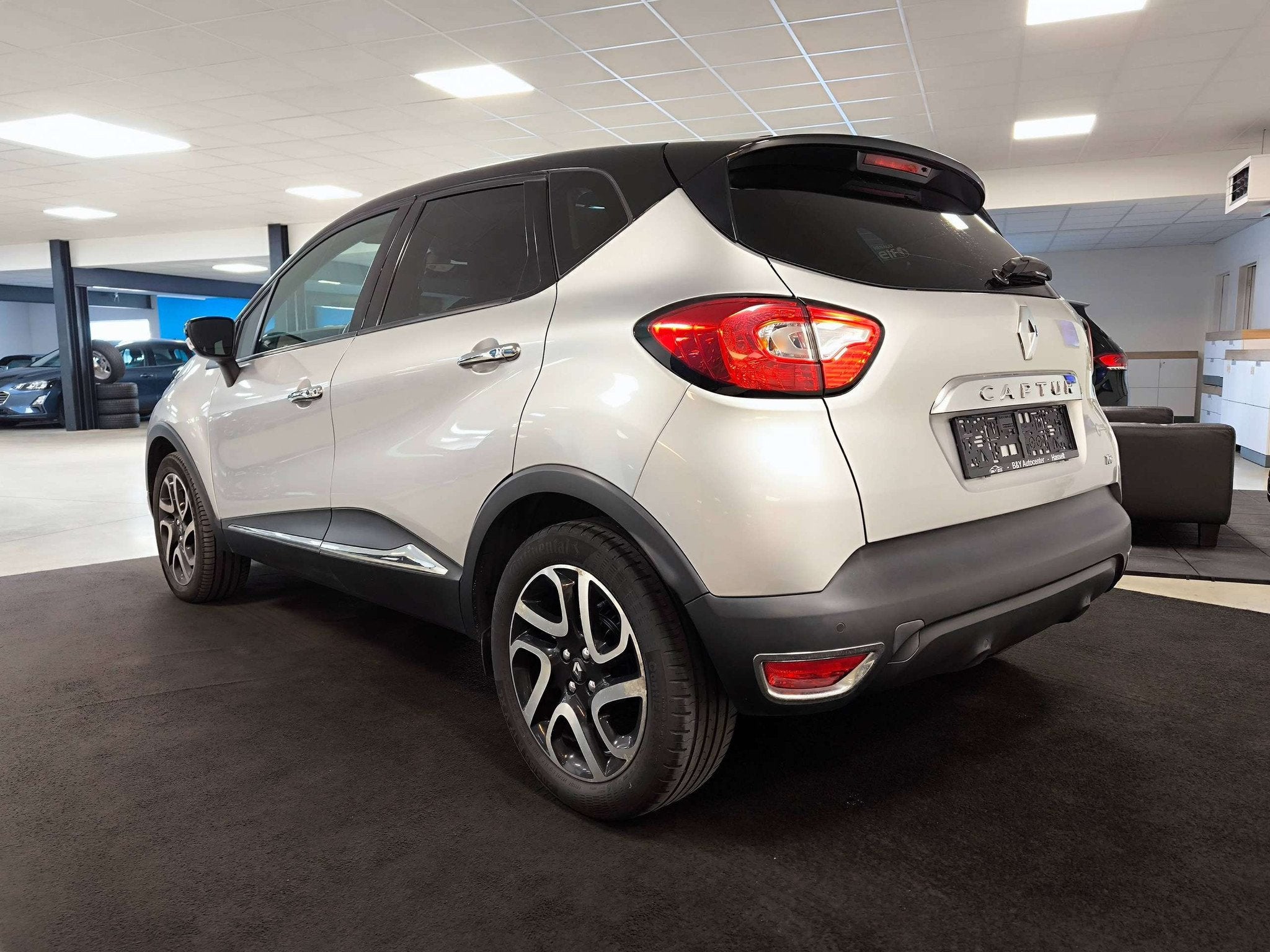 Renault Captur 0.9 TCe Energy Business Navi / Cruisecontrol, Autos, Achat, Entreprise, Noir, 5 places