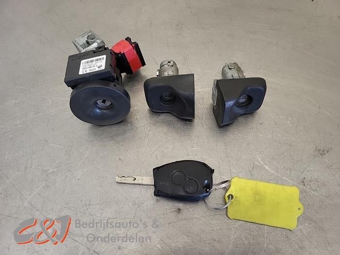 Slotenset van een Renault Trafic, Gebruikt, -, Renault, -