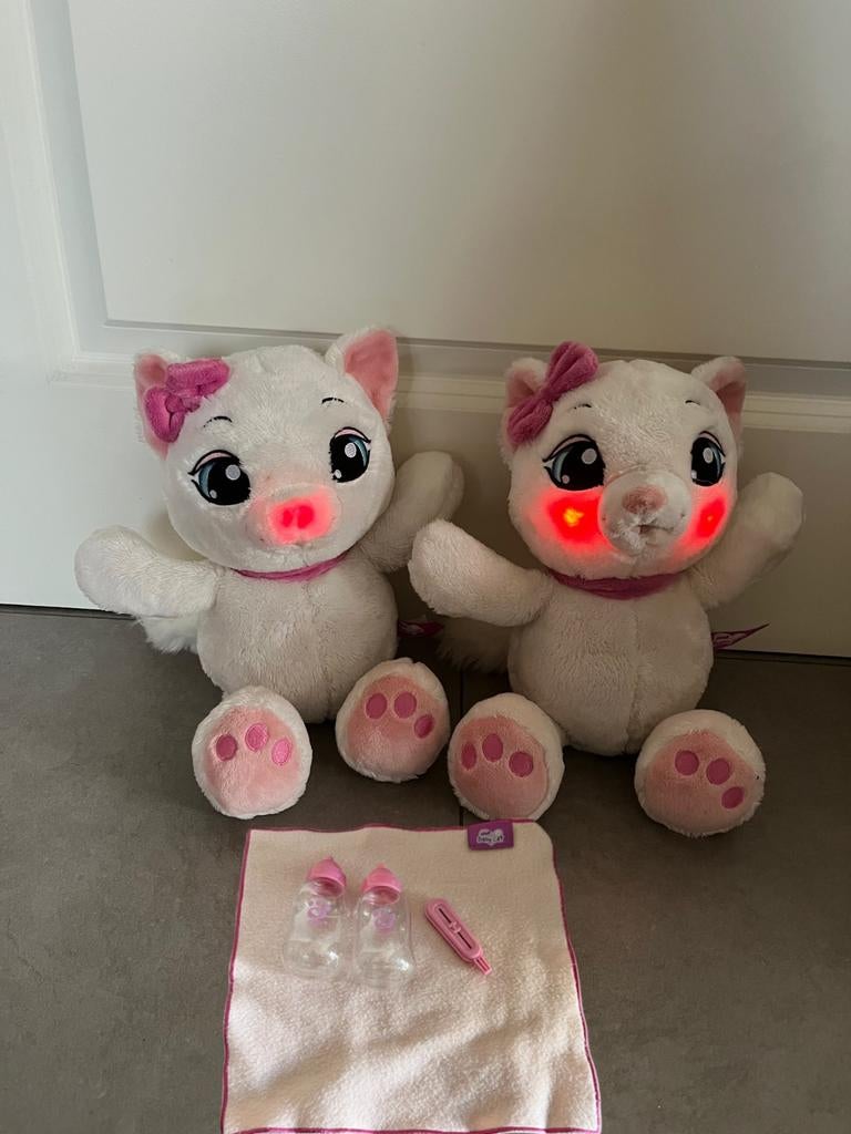 2 Sweet Baby Cat's interactieve knuffels 5€/stuk, Ophalen, Gebruikt
