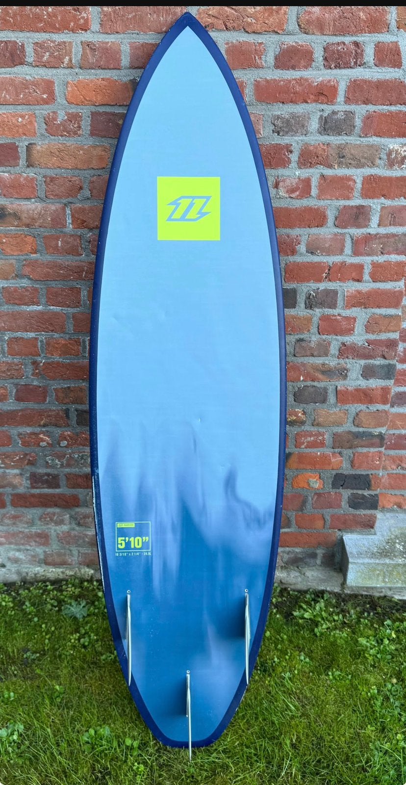 Board North (nu duotone) 5’10’’, Watersport en Boten, Kitesurfen, Ophalen, Zo goed als nieuw